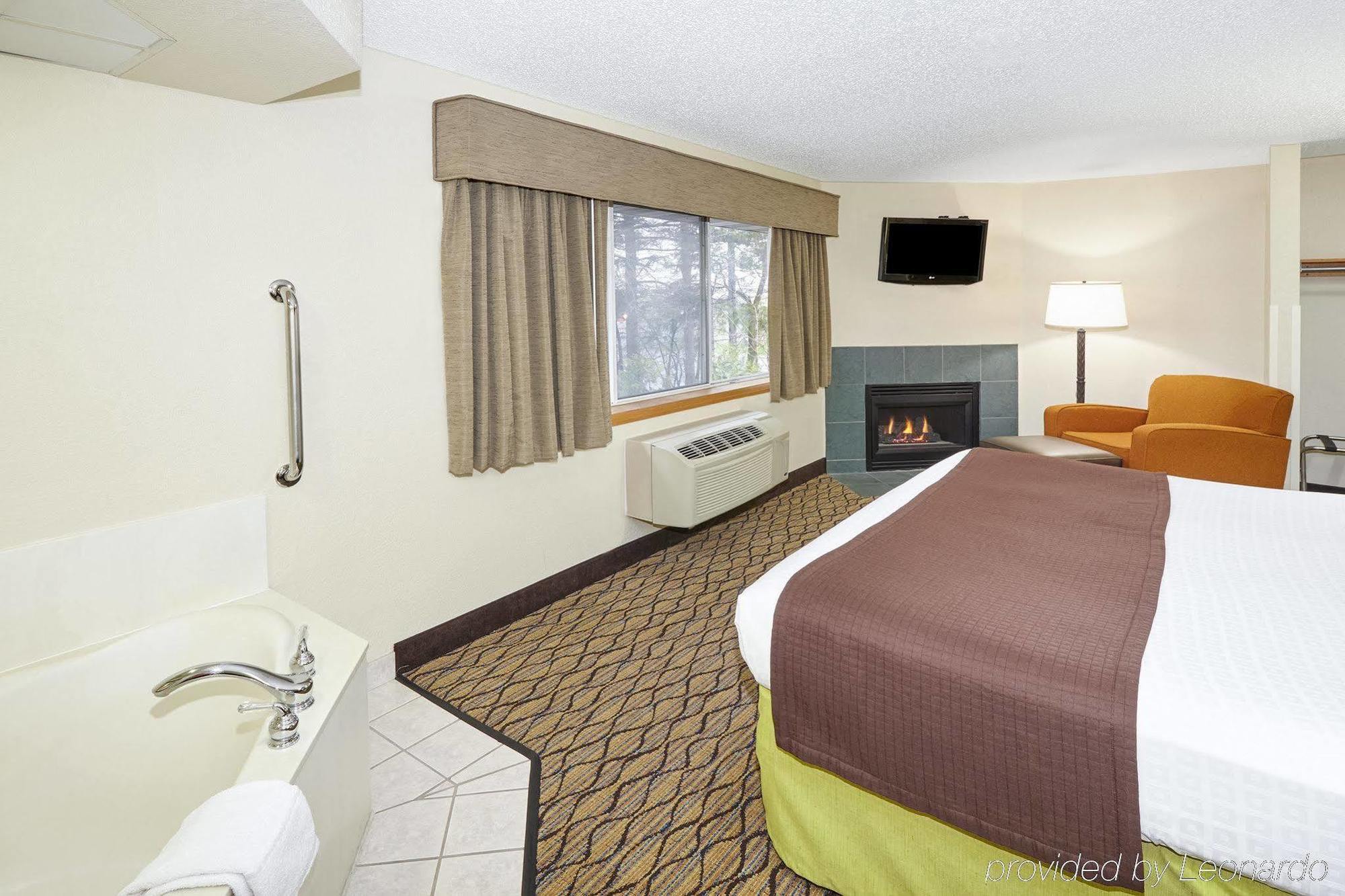 Americinn By Wyndham Sheboygan Exterior foto